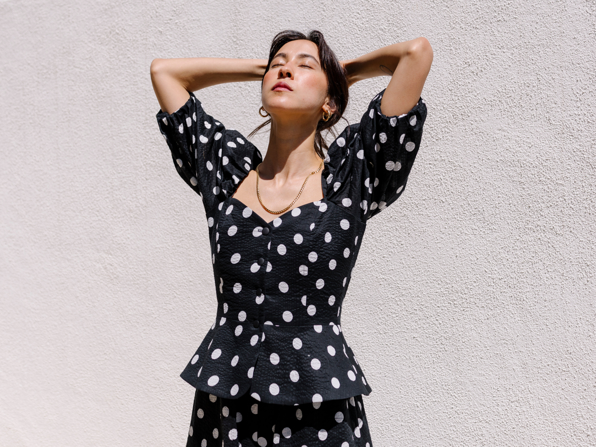 black-with-white-dot